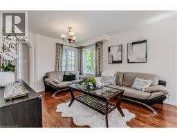 132 DAIMLER Drive - 8