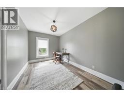 988 IRELAND Road - 32