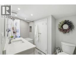 279 PARK Street W - 22
