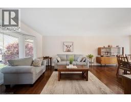 5 MACMILLAN Street - 10