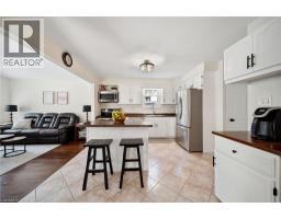 5 MACMILLAN Street - 16