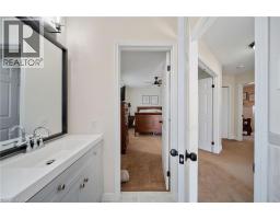 5 MACMILLAN Street - 25