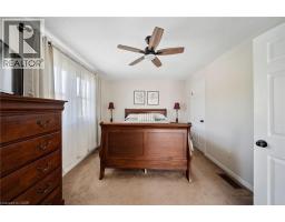 5 MACMILLAN Street - 27