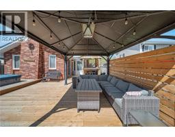5 MACMILLAN Street - 40
