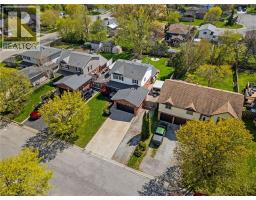 5 MACMILLAN Street - 6