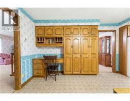 64 HILLTOP Court - 11