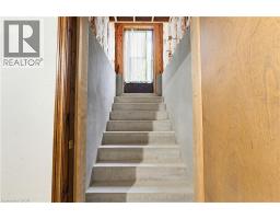 64 HILLTOP Court - 33