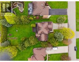 64 HILLTOP Court - 45