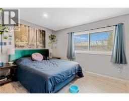 23 GLEN Road - 25