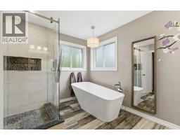 242 CHELTONWOOD Crescent - 31