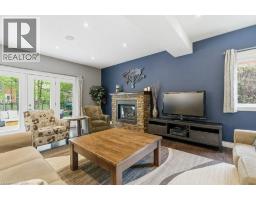 242 CHELTONWOOD Crescent - 5