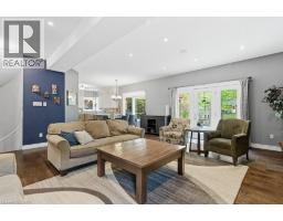 242 CHELTONWOOD Crescent - 6