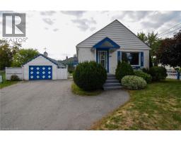 272 CARLTON Street - 3
