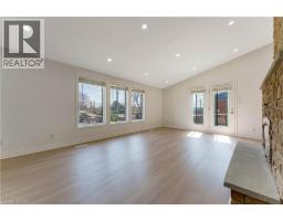 530 FOUNTAIN Street S - 13