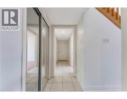 530 FOUNTAIN Street S - 29