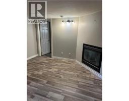 77 CEDAR Street S - 4