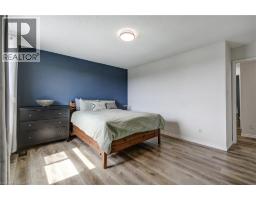 135 CHALMERS Street S UnitNo. 18 - 22