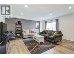 135 CHALMERS Street S UnitNo. 18 - 6