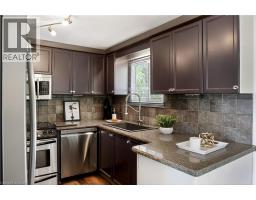 12 FIELDSTONE Walk - 15