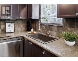 12 FIELDSTONE Walk - 16