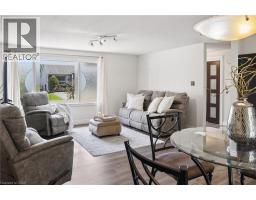 12 FIELDSTONE Walk - 9