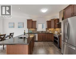 341 ZELLER Drive - 17