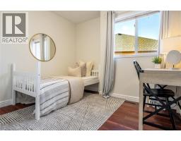 53 DILLS Crescent - 18