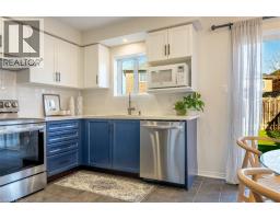 53 DILLS Crescent - 9