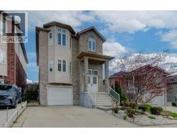 32 LENA Crescent - 4