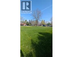 36 WALLIS Avenue - 10