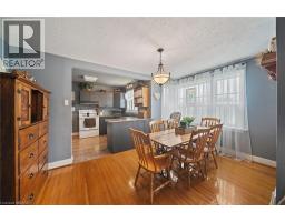 14 SHERRING Street N - 10