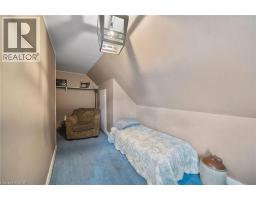 14 SHERRING Street N - 29