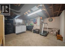 14 SHERRING Street N - 35