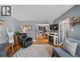14 SHERRING Street N - 9