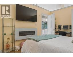 276 W KING Street W UnitNo. 213 - 30