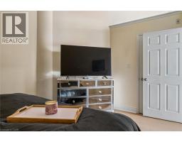 276 W KING Street W UnitNo. 213 - 34