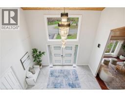 20 HUNTINGDALE Place W - 24