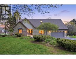 6 VANSTRAALEN Street - 1