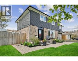 441 WITHNELL Crescent - 3