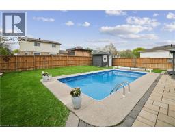 441 WITHNELL Crescent - 40