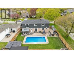 441 WITHNELL Crescent - 42