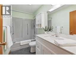 17 RICHARDSON Drive - 22