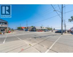17 RICHARDSON Drive - 44