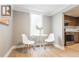 24 ROWANWOOD Street - 6
