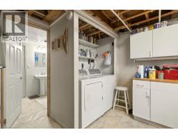 161 MANNING Avenue - 33
