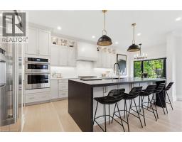 28 UNDERCLIFFE Avenue - 10