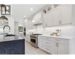 28 UNDERCLIFFE Avenue - 12