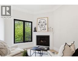 28 UNDERCLIFFE Avenue - 20