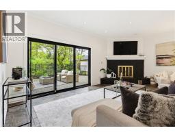 28 UNDERCLIFFE Avenue - 35