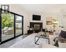 28 UNDERCLIFFE Avenue - 36